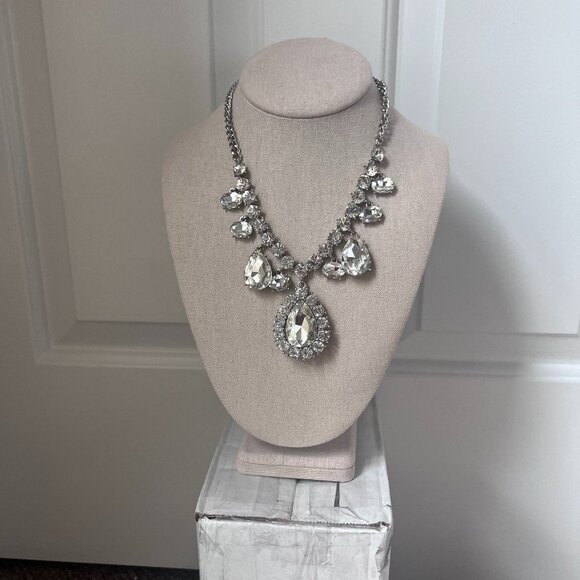 Large statement pendant crystal shiny bling necklace rep bejeweled - Picture 1 of 5
